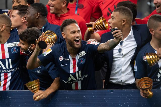 宫鲁鸣分管男篮备战工作 CBA恢复全员体测