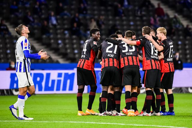 库里27分哈特三双 勇士负尼克斯跌回西部第十